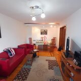 Unirii, et. 1, reper Tribunal, 3 camere